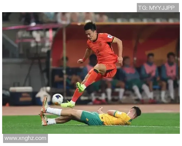 中国国青队与日本国青队激战正酣谁能在这场较量中脱颖而出